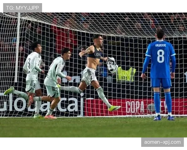 水晶宫主场不敌伯恩利 客队三球逆转展现顽强斗志